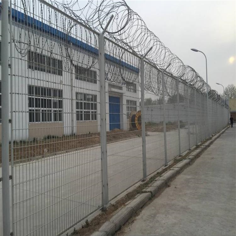 監獄圍墻外側鋼網墻圖片4