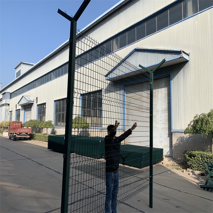 上海鋼筋圍界焊接網(wǎng)圖片4