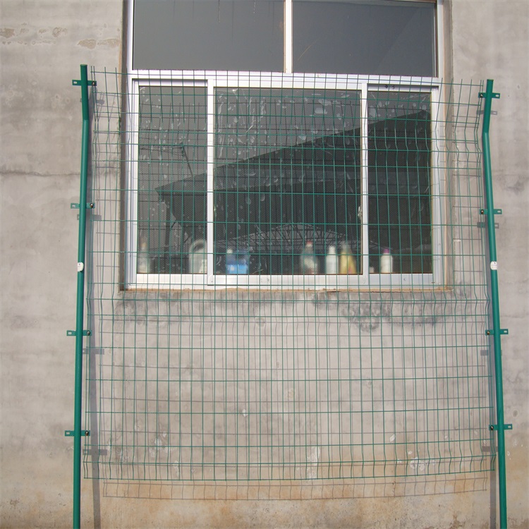 上海熱鍍鋅雙邊絲圍欄圖片3