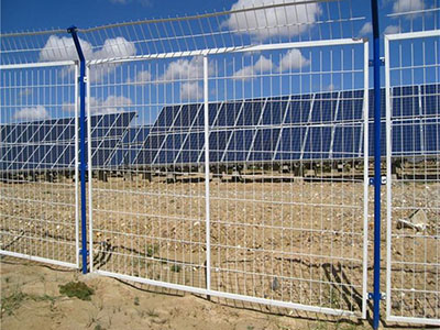 光伏區圍欄網圖片3