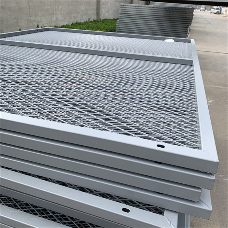  監獄鋼板網式隔離網圖片2