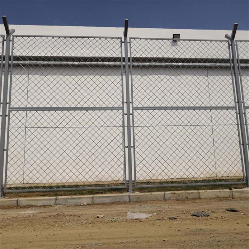 上海刀刺焊接隔離網圖片3