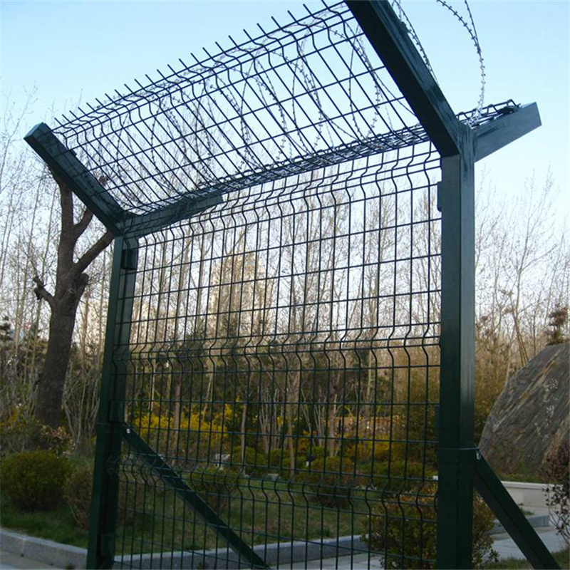 監(jiān)獄雙邊絲護(hù)欄網(wǎng)圖片3