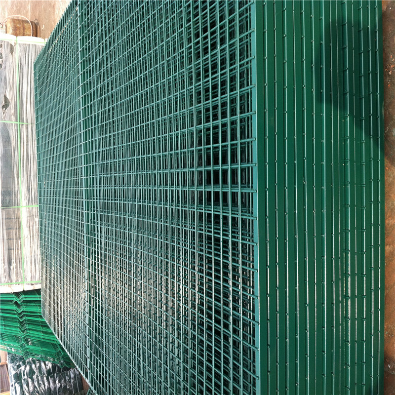 上海鐵絲網隔離柵圖片3