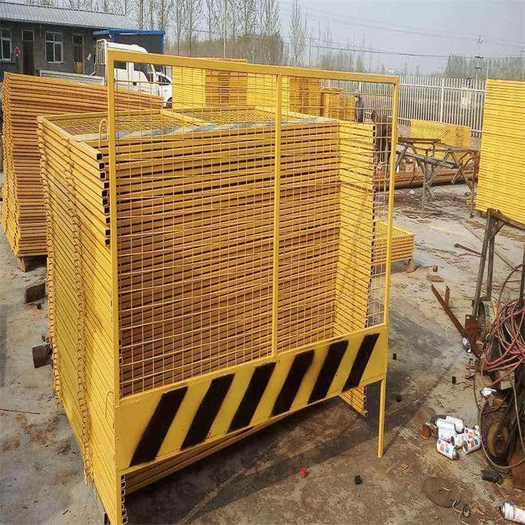 電梯井安全防護門圖片1