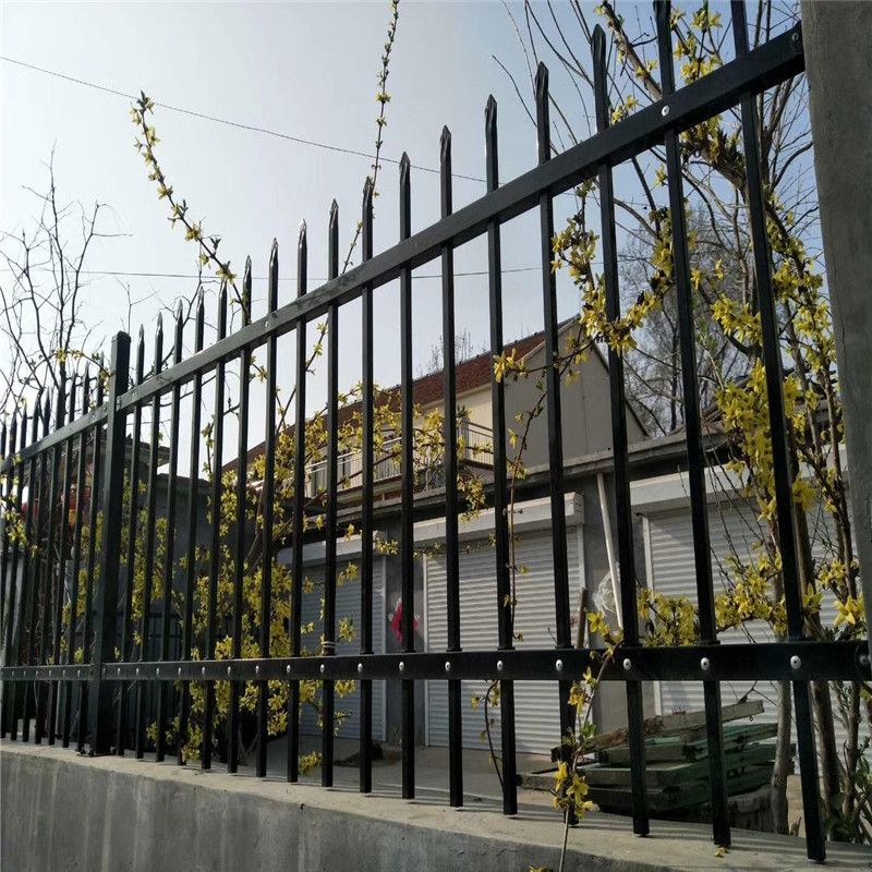 上海熱鍍鋅道路護欄圖片1