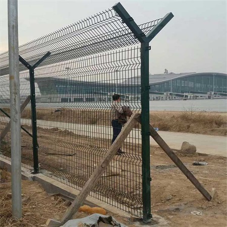 機場鋼絲網圍墻圖片1