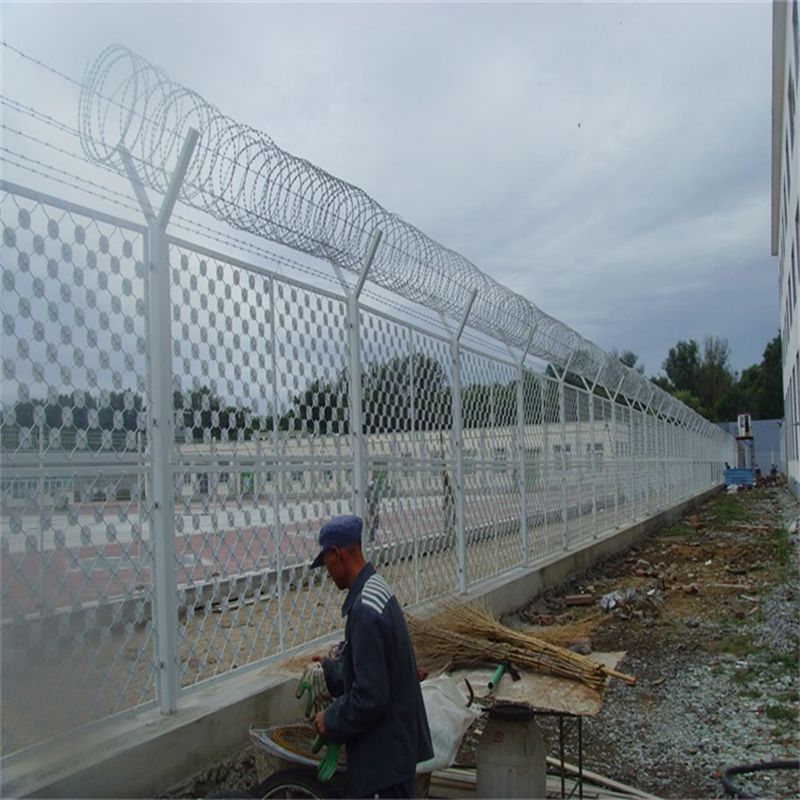 監(jiān)獄刀刺隔離網(wǎng)圖片2