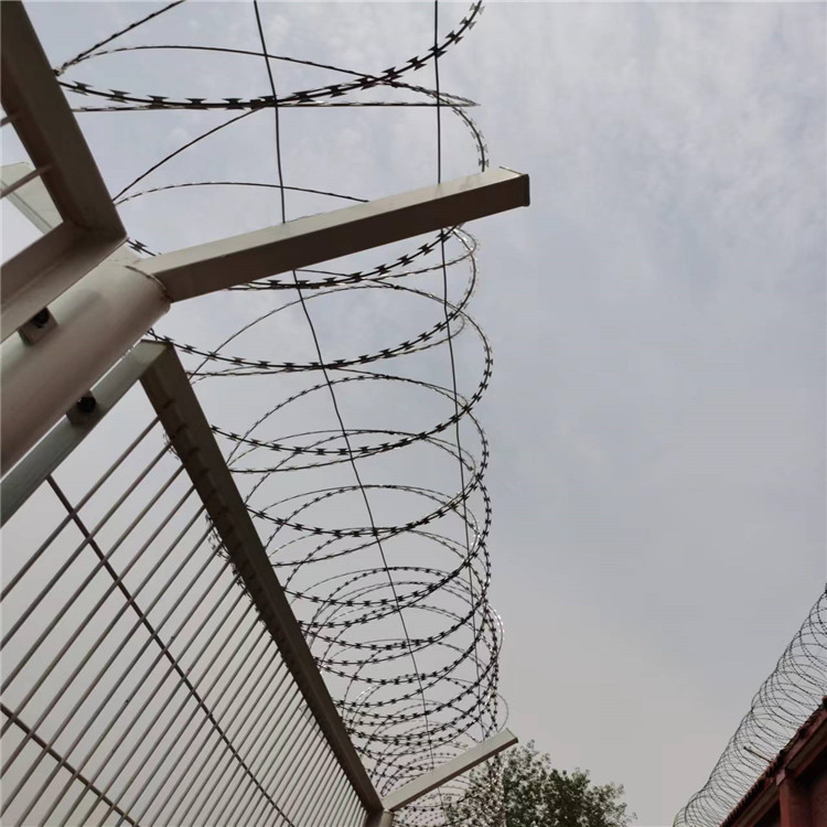 監獄刀刺隔離網圖片2