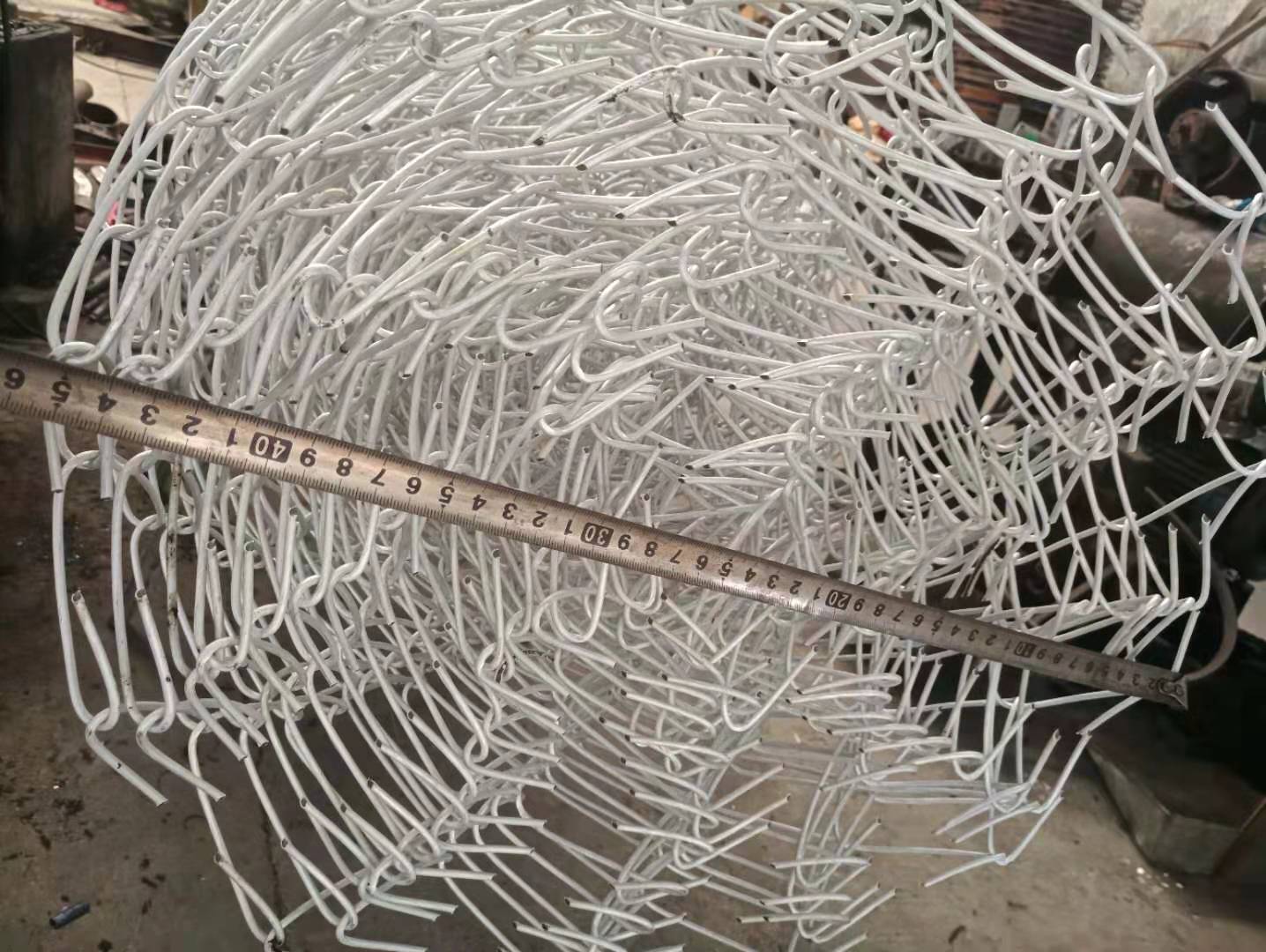 鋁包鋼絲機(jī)場(chǎng)圍界網(wǎng)圖片4