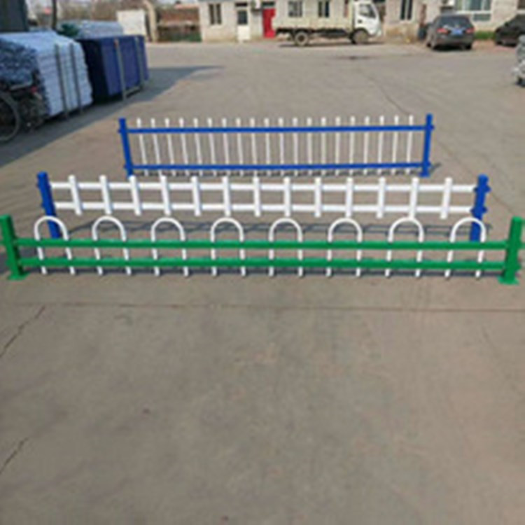 鋅鋼草坪護(hù)欄圖片3