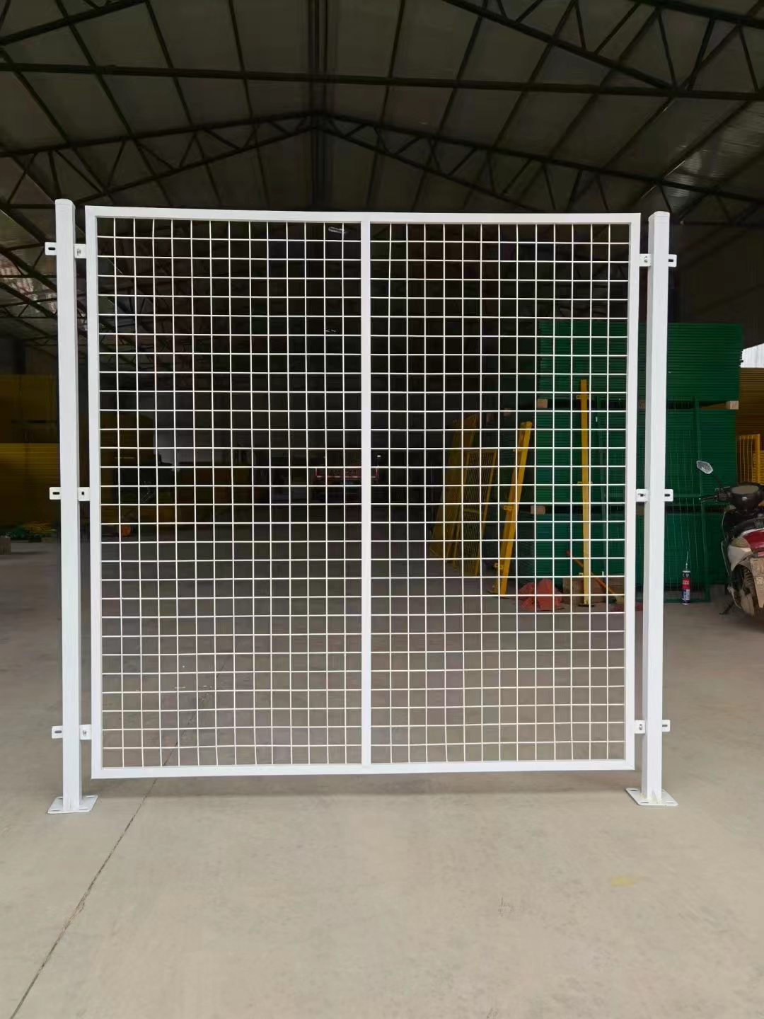 倉庫隔離帶車間防護網圖片3