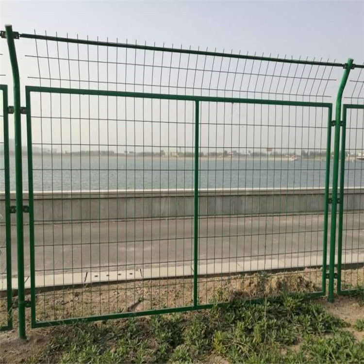 圈山圍地金屬護欄網圖片4