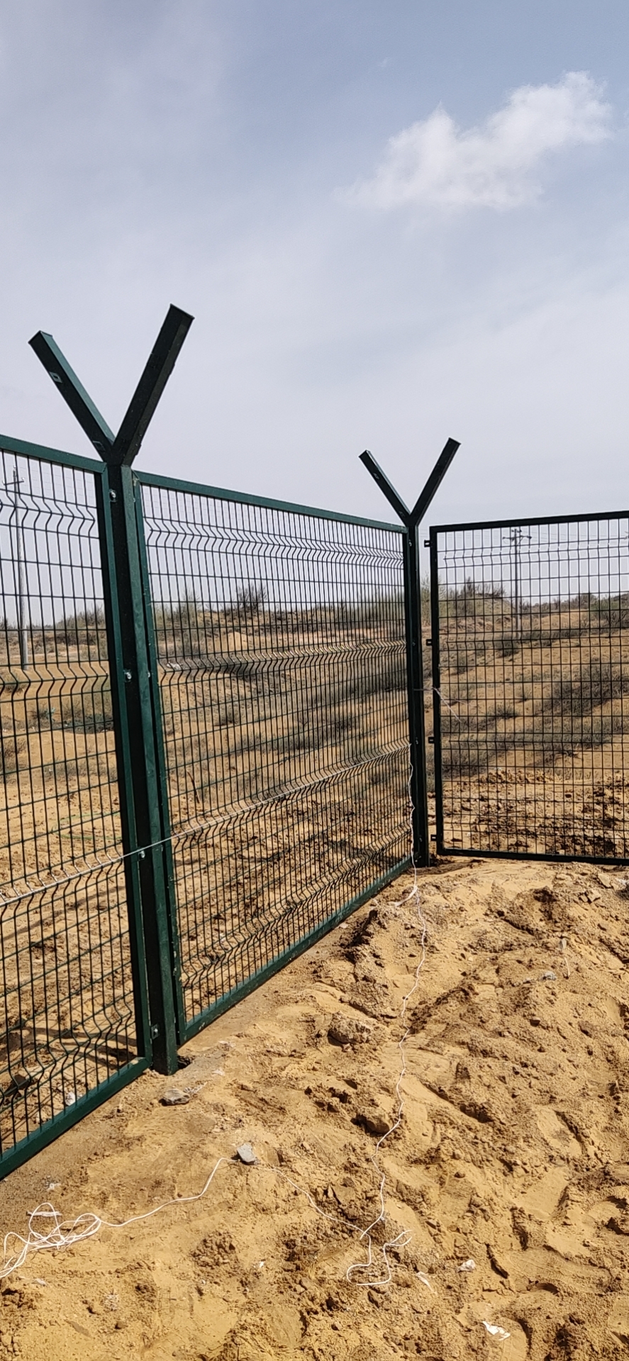 飛行區(qū)防護(hù)柵欄網(wǎng)