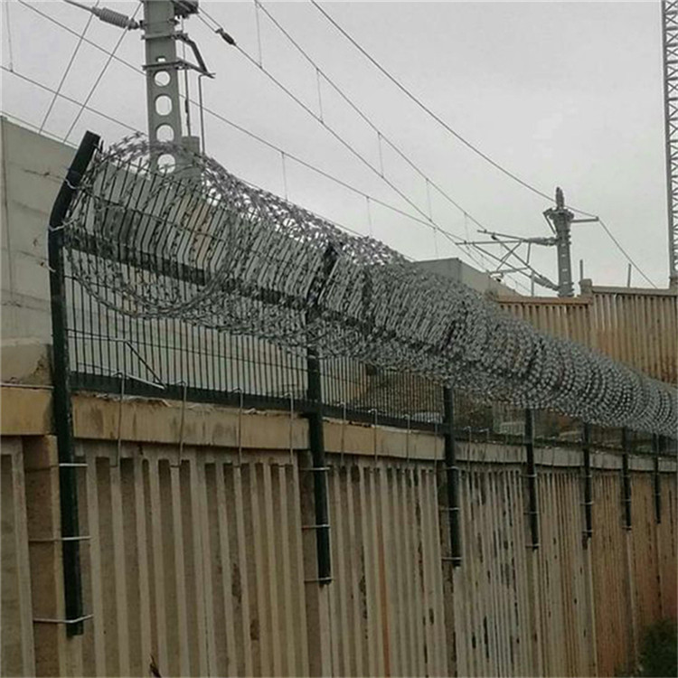 雙螺旋304不銹鋼刀片刺絲圖片2