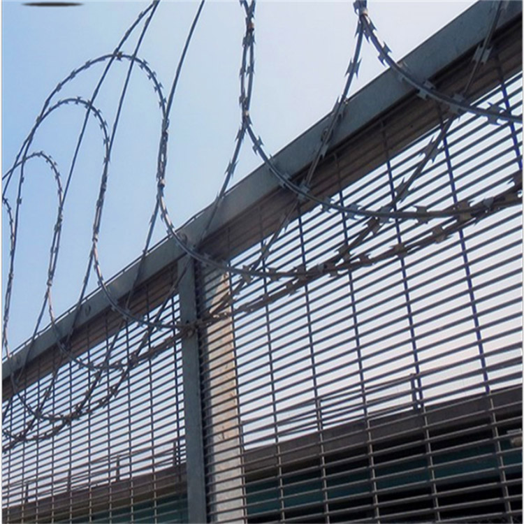 焊接刀片網(wǎng)圖片3