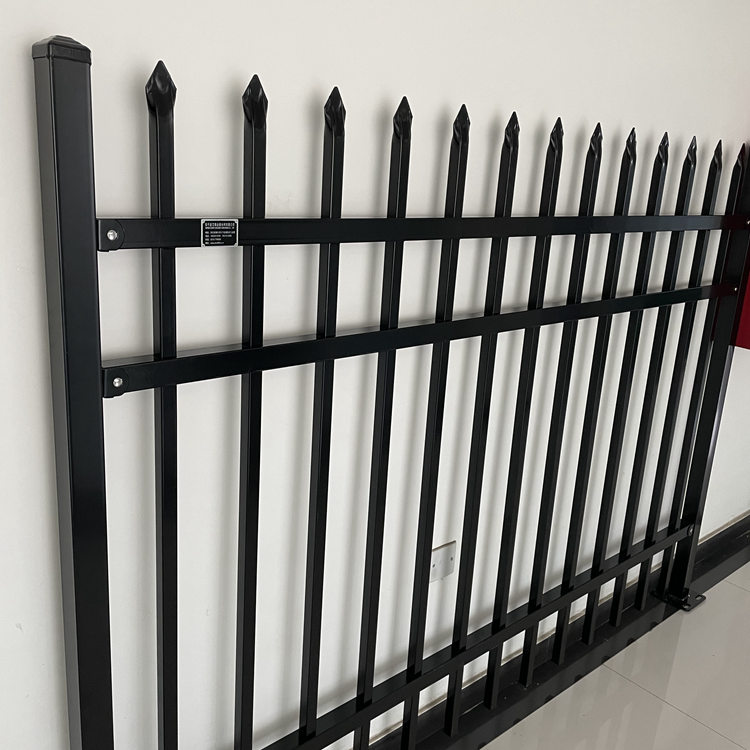 小區(qū)鋅鋼護欄圖片2